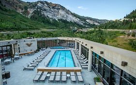The Cliff Lodge And Spa Snowbird